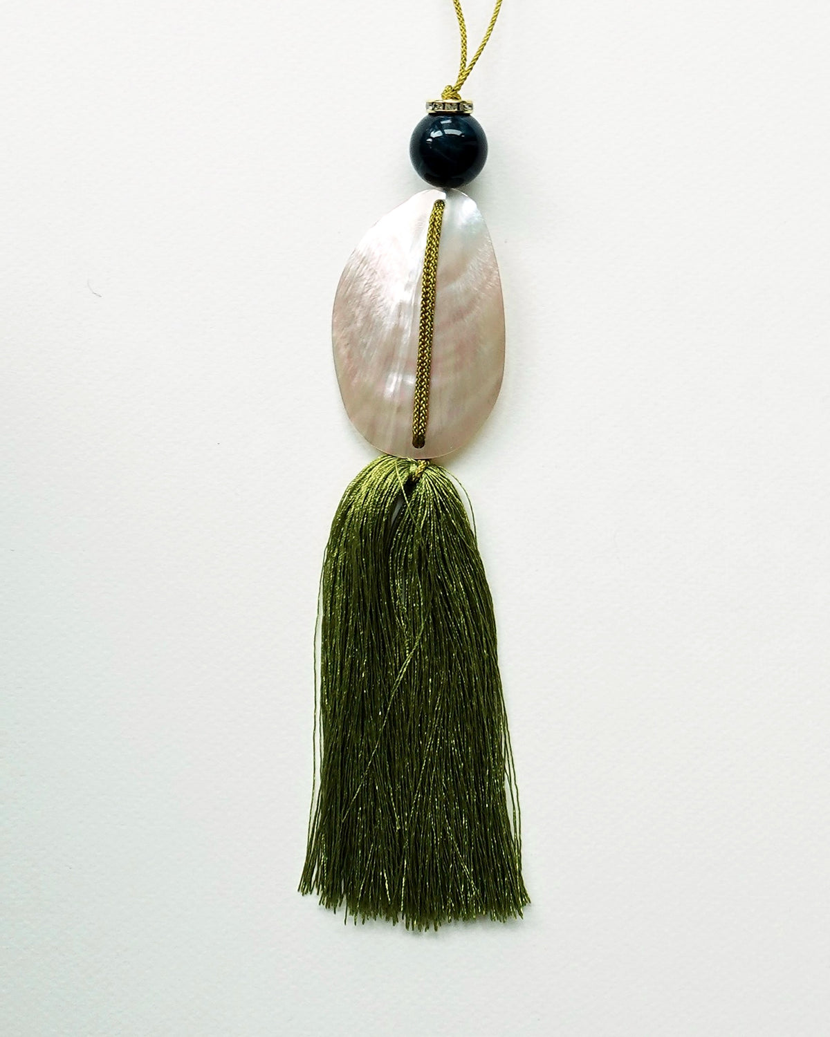 Mother Pearl Tassel Green